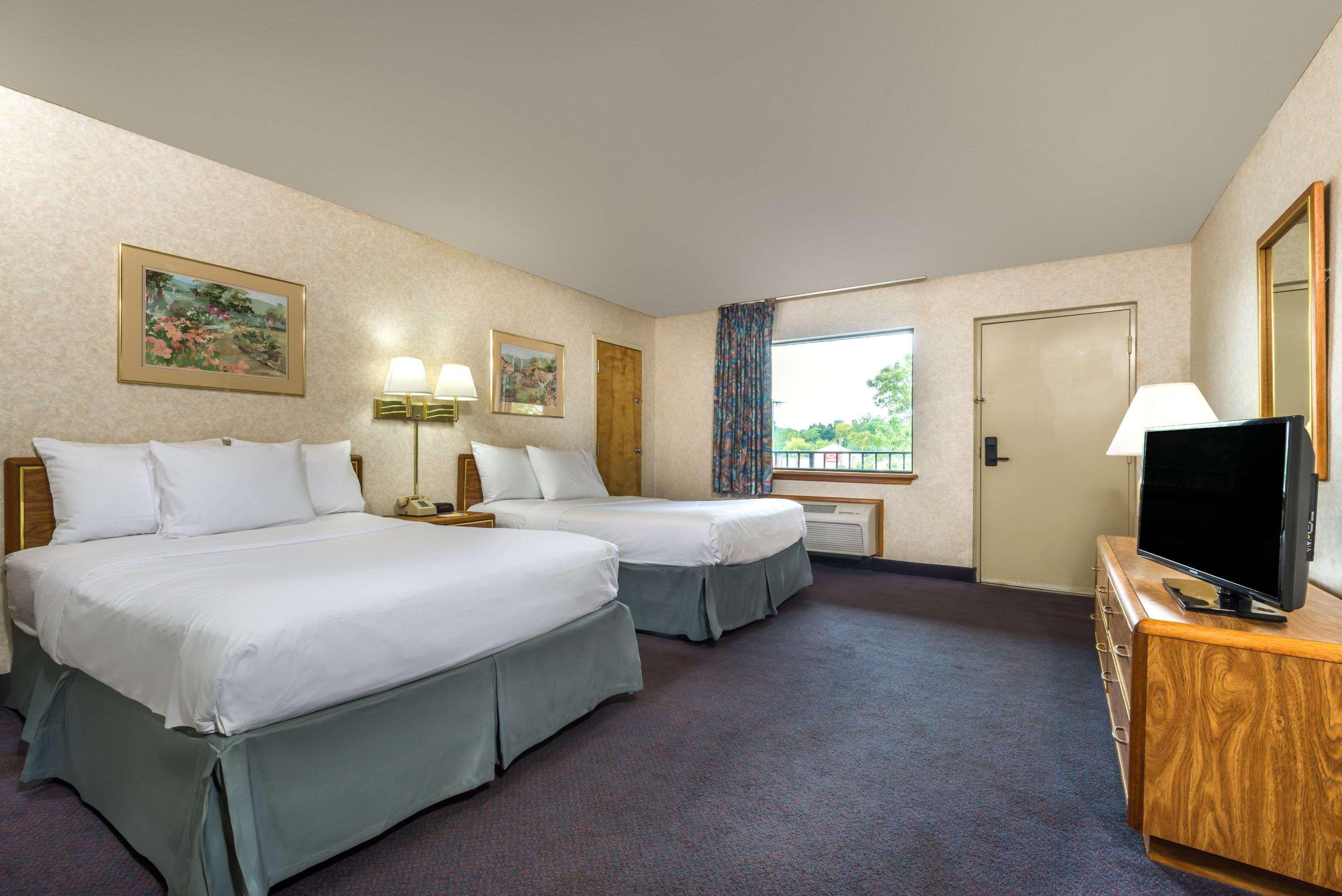 Days Inn By Wyndham Vineland Εξωτερικό φωτογραφία
