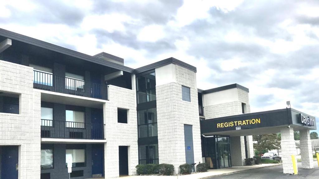 Days Inn By Wyndham Vineland Εξωτερικό φωτογραφία