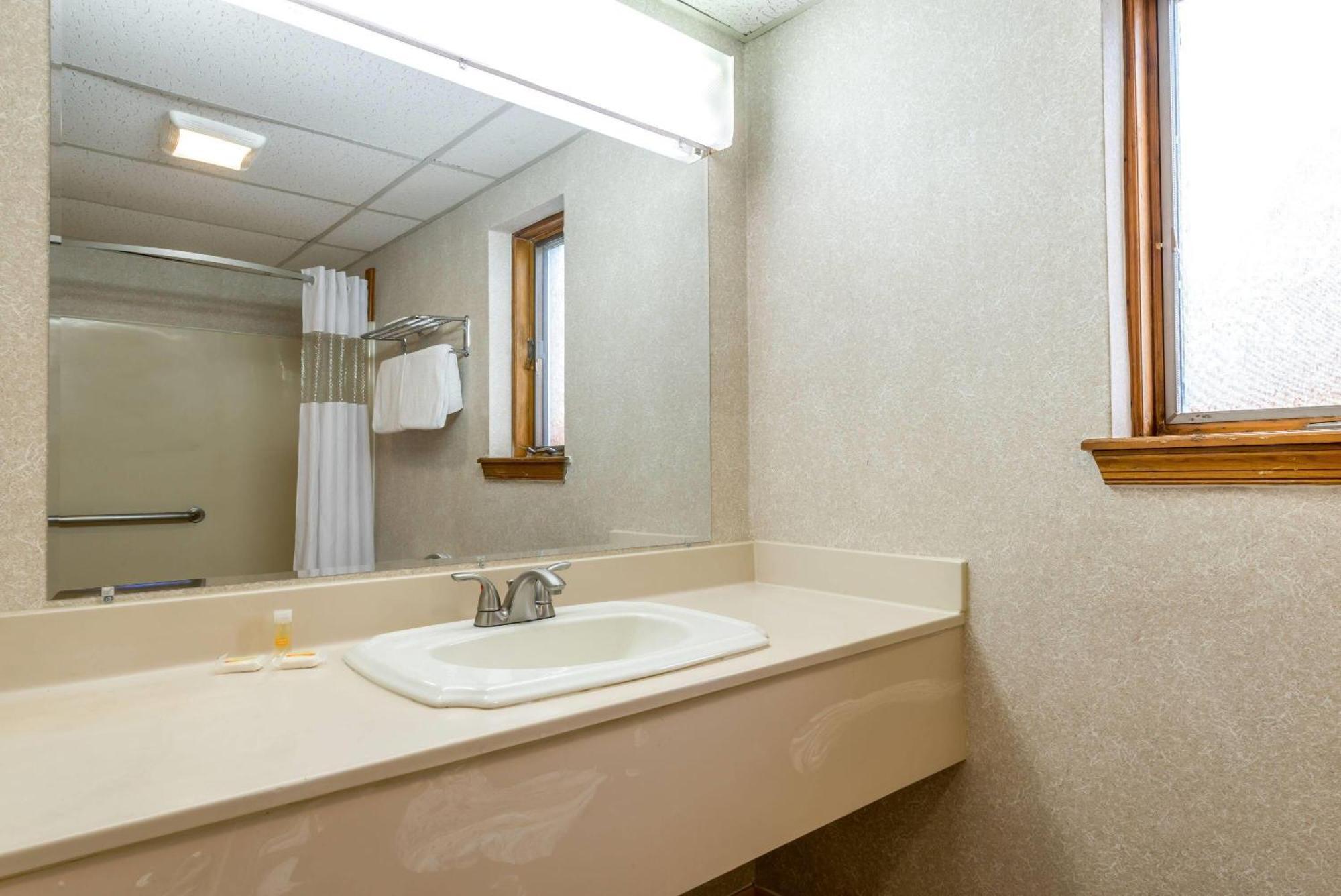 Days Inn By Wyndham Vineland Εξωτερικό φωτογραφία